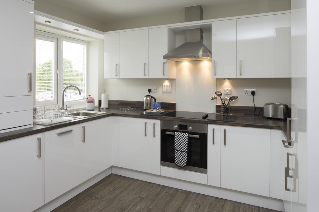 House Of Fisher - Beneficial House Bracknell Phòng bức ảnh